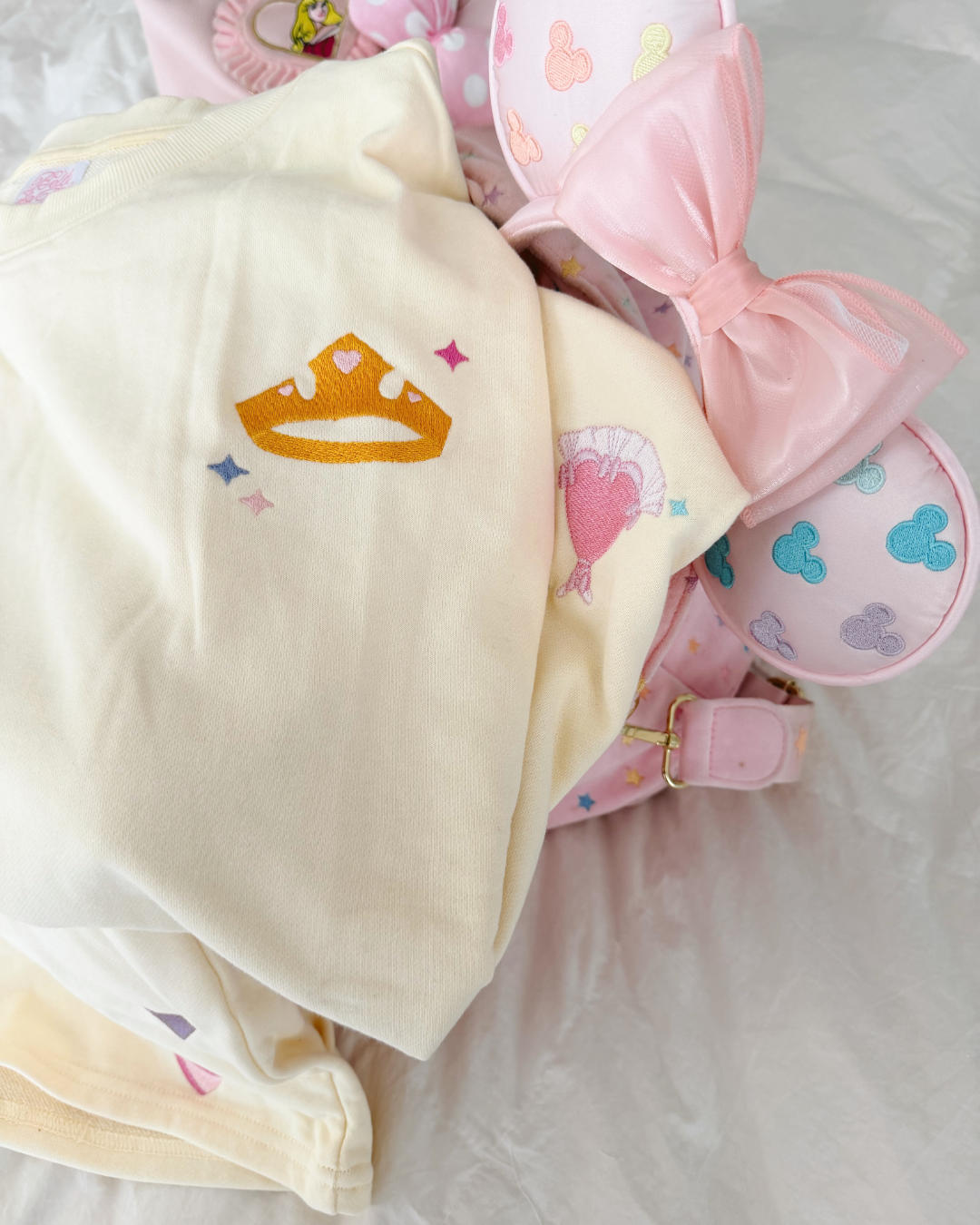 PRE-ORDER: embroidered princess signature short set