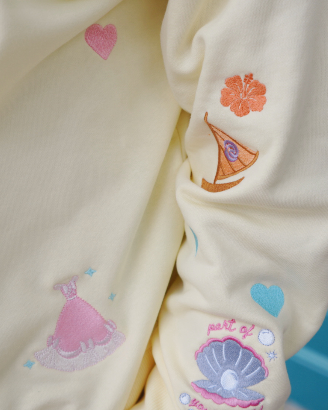 **PRE-ORDER** embroidered princess signature  short set