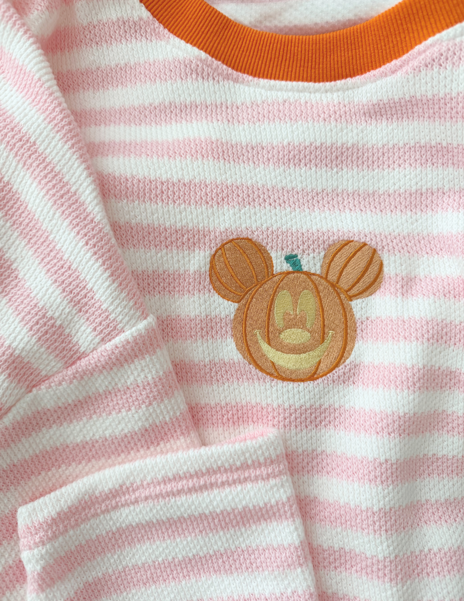 Signature Essential Pumpkin Long Sleeve