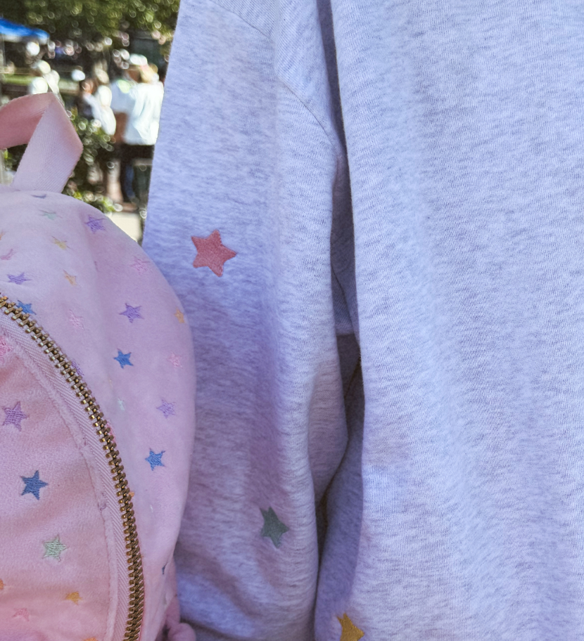Signature Celebrate embroidered crew